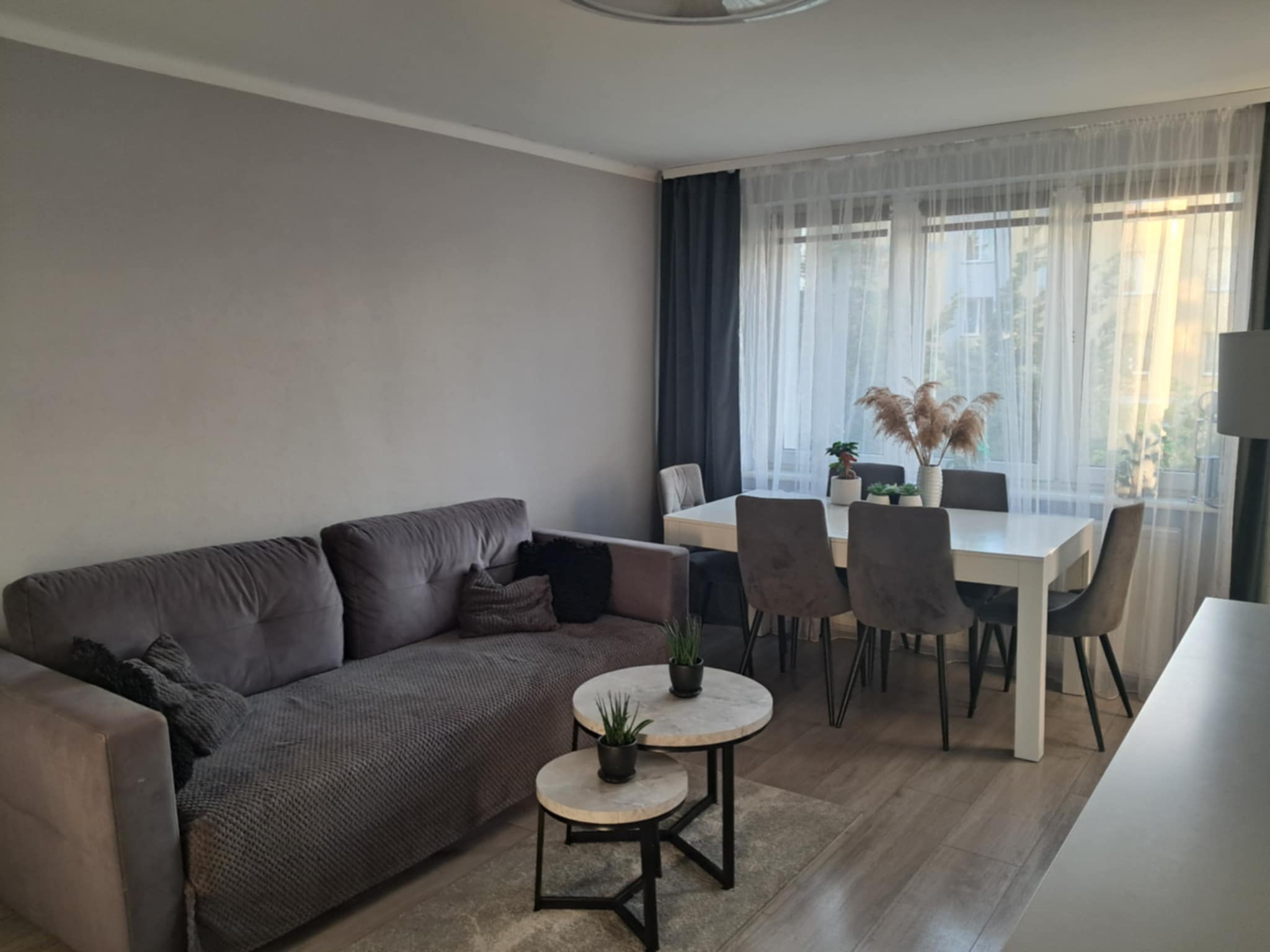 sprzedam mieszkanie własnościowe z kw 59,00 mkw parter Kowal 