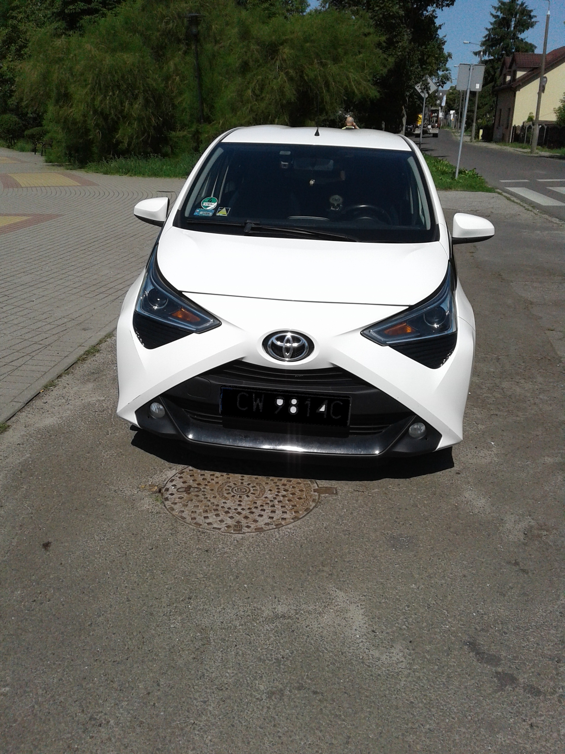 Sprzedam bardzo zadbaną Toyotę Aygo, auto z salonu, niepalący właściciel 