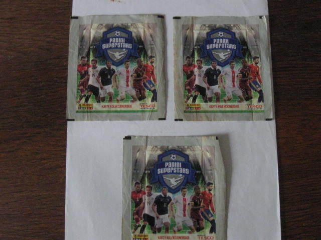 Piłkarskie karty kolekcjonerskie Panini superstars