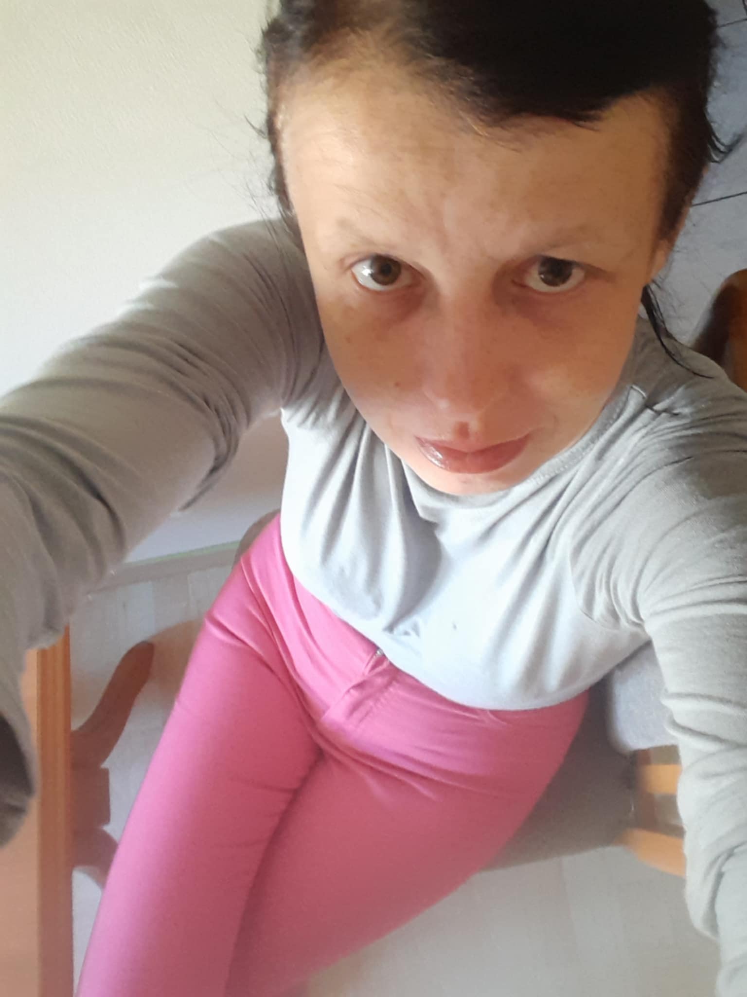 Kobieta z doświadczeniem w handlu szuka pracy w sklepie