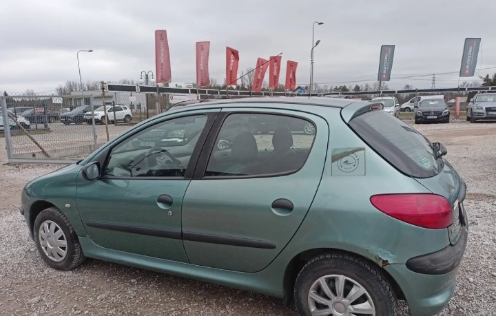 Peugeot  206