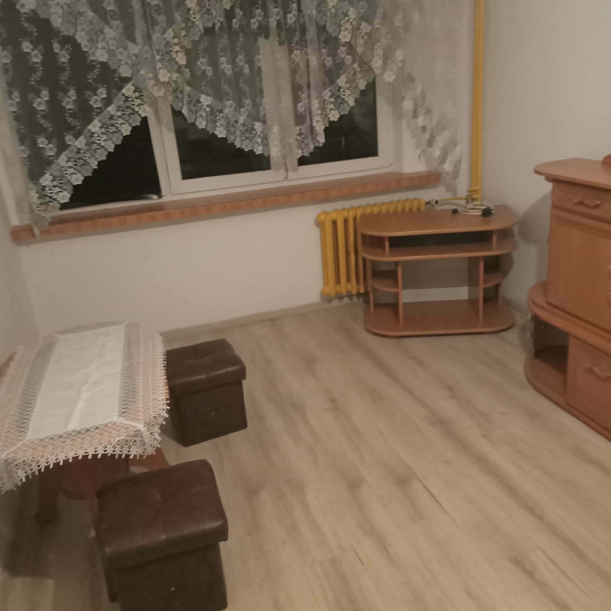 Wynajmę mieszkanie ( kawalerka ) Zazamcze 